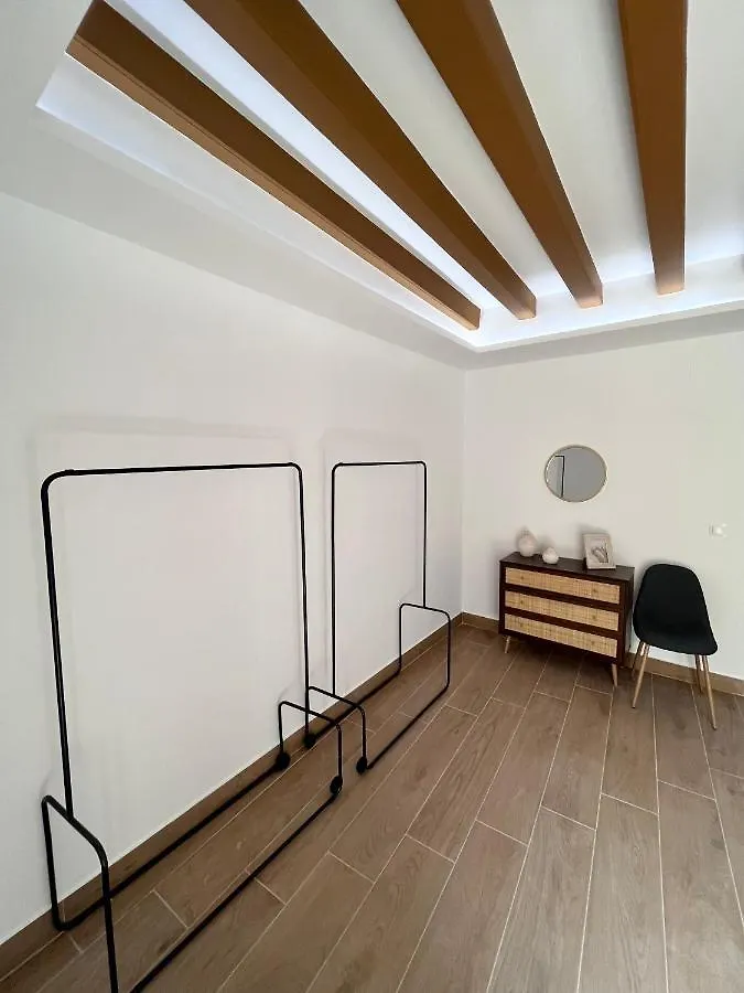 Gatu Premium Villa Flamenca , Preferente Mayores De 25 Anos Y Familias Cádiz 0*,